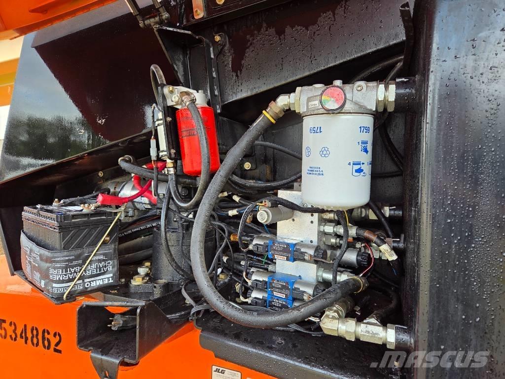 JLG 660 SJ Телескопични повдигачи
