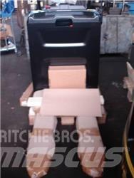 Hyster P2.0S FBW Транспалетни колички с платформи