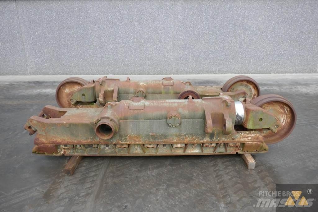 CAT 9W-0558 Шаси