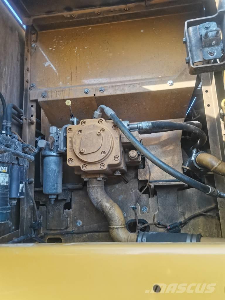 CAT 320 GC Верижен екскаватор