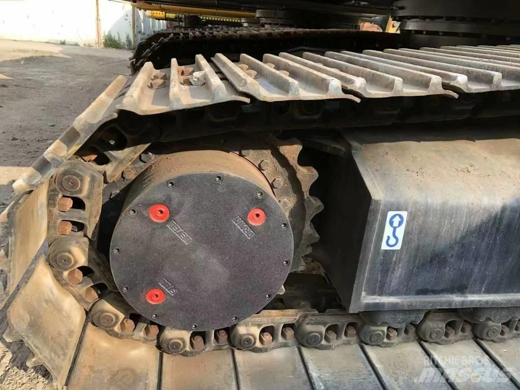 Sany 215C Верижен екскаватор