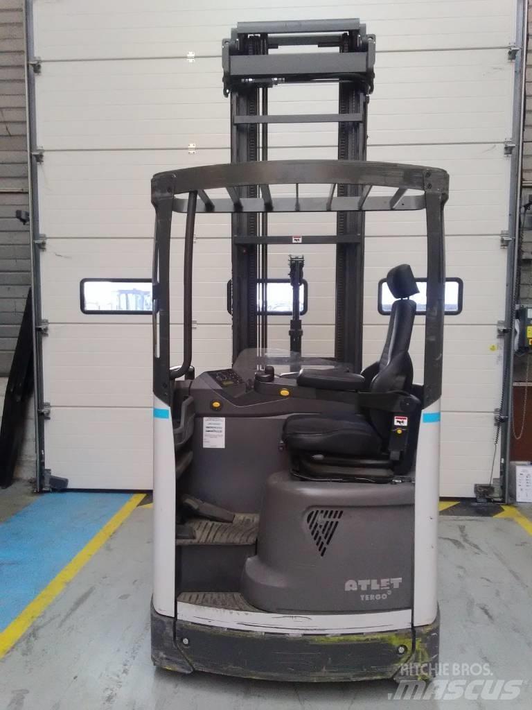 UniCarriers UMS160 Ретрак/ Високоповдигач с изместване на вилката напред