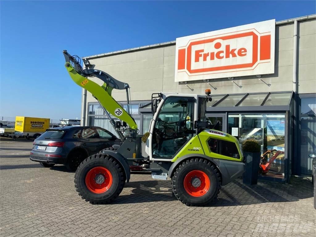 CLAAS Torion 530 Колесни товарачи