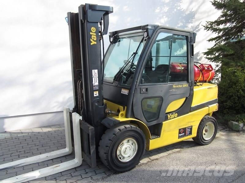 Yale GLP50VX Камиони с АГУ