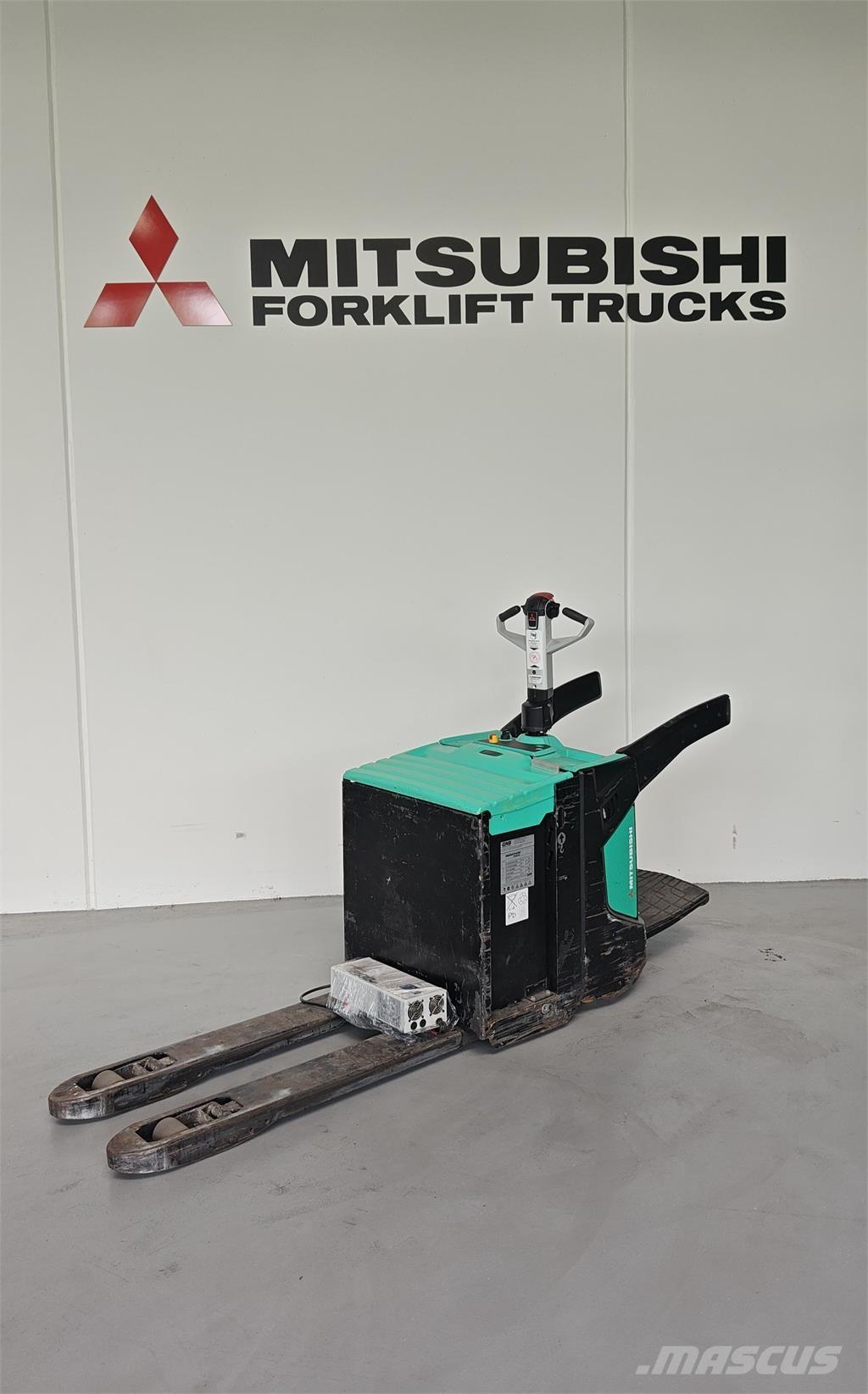 Mitsubishi PBV20N2 Колички с платформа за оператора