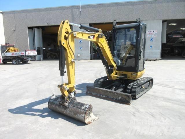 CAT 302.7 D CR Мини екскаватори < 7 т