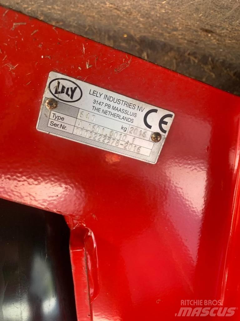 Lely splendimo 300 Косачки