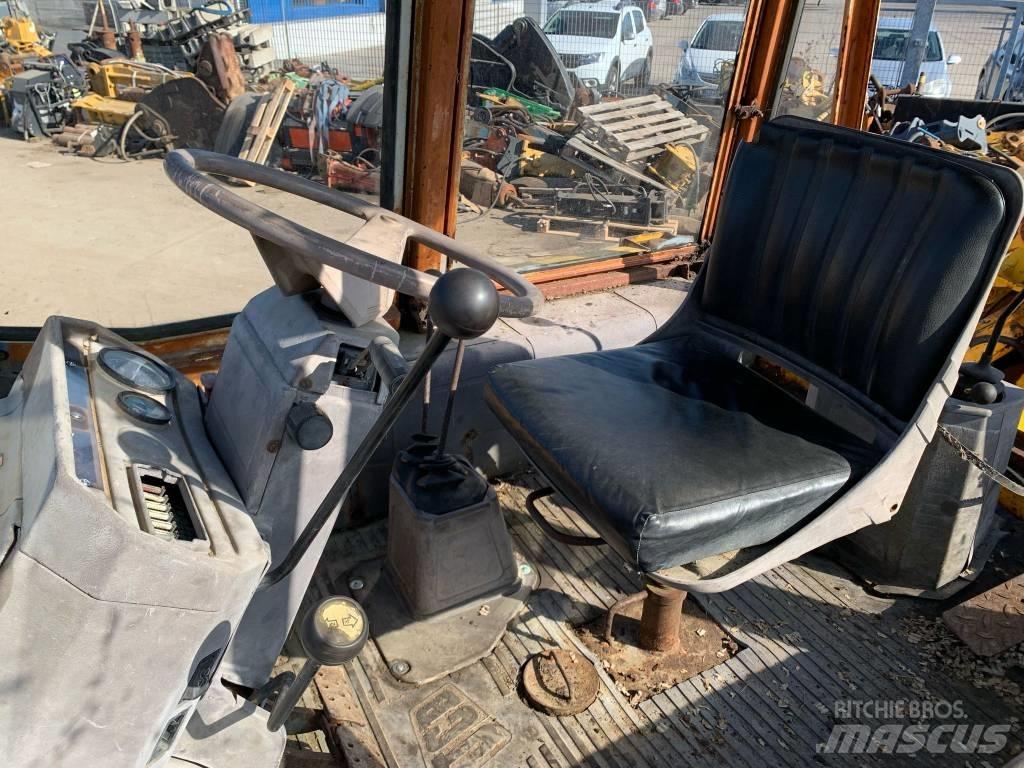 JCB 3 CX Товарач със заден ексватор