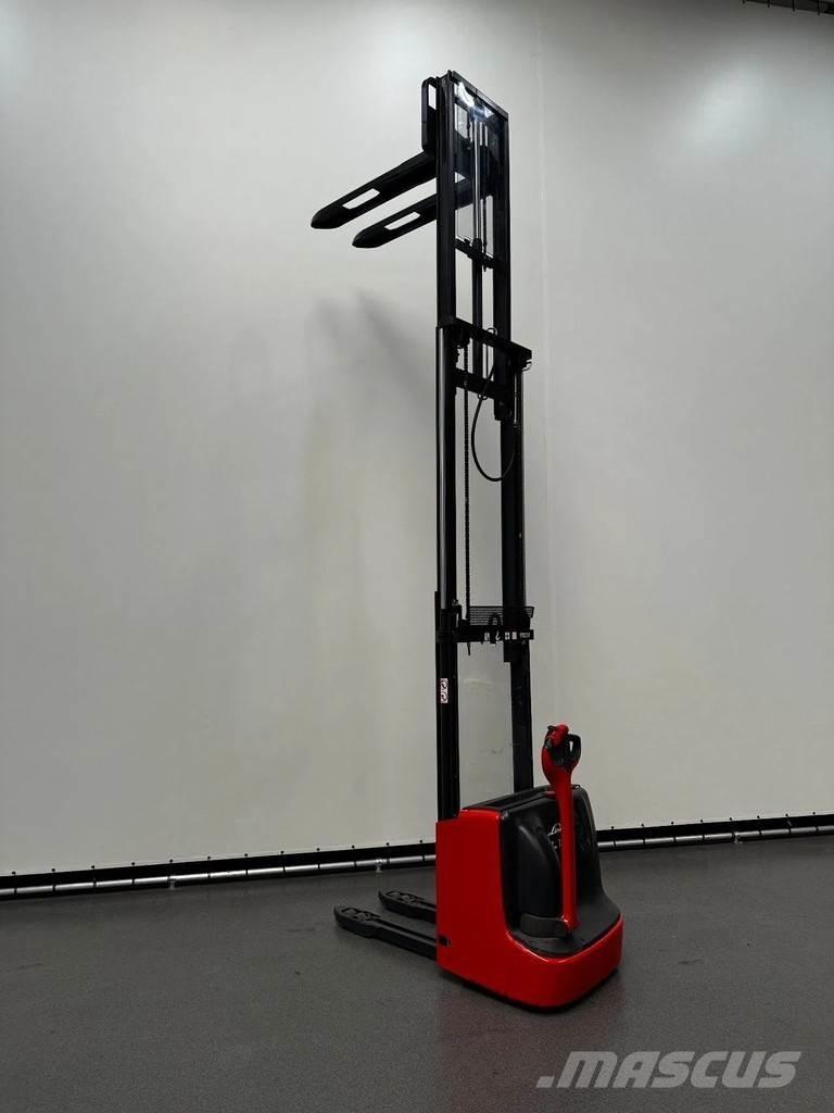 Linde L 12 I Колички високоповдигачи с теглич