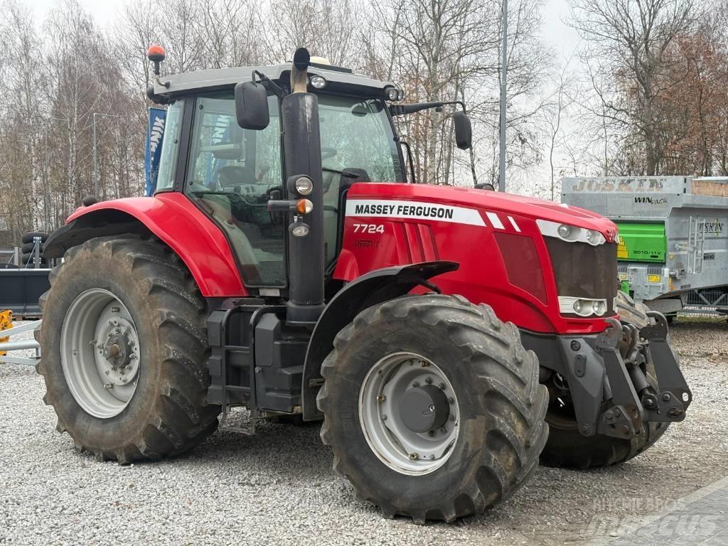 Massey Ferguson 7724 Трактори