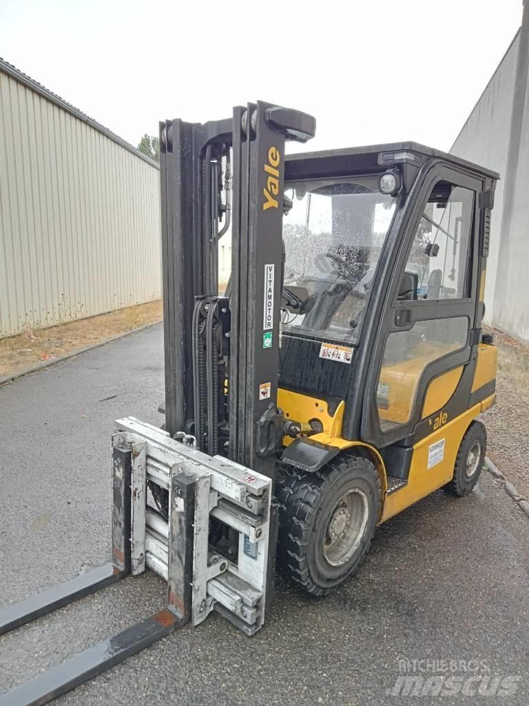 Yale GLP30 Камиони с АГУ