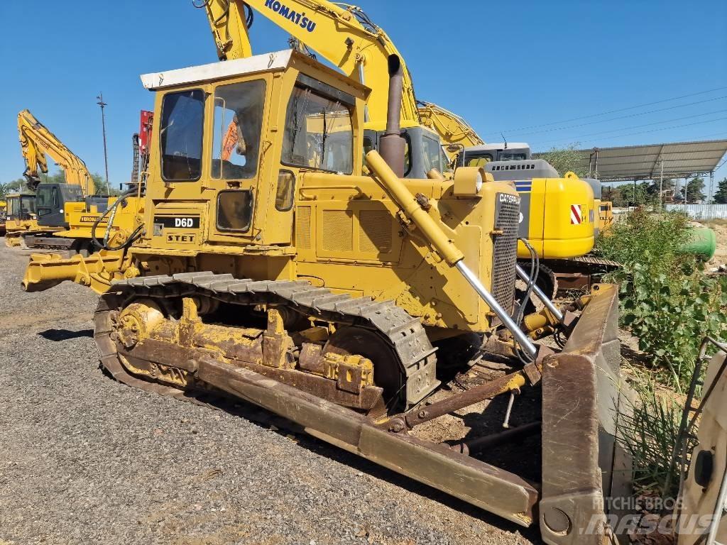 CAT D 6 D Верижни булдозери
