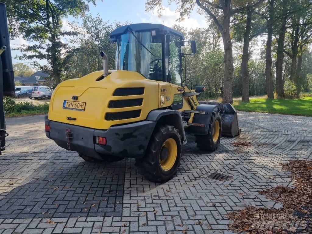 Yanmar V 120 Колесни товарачи