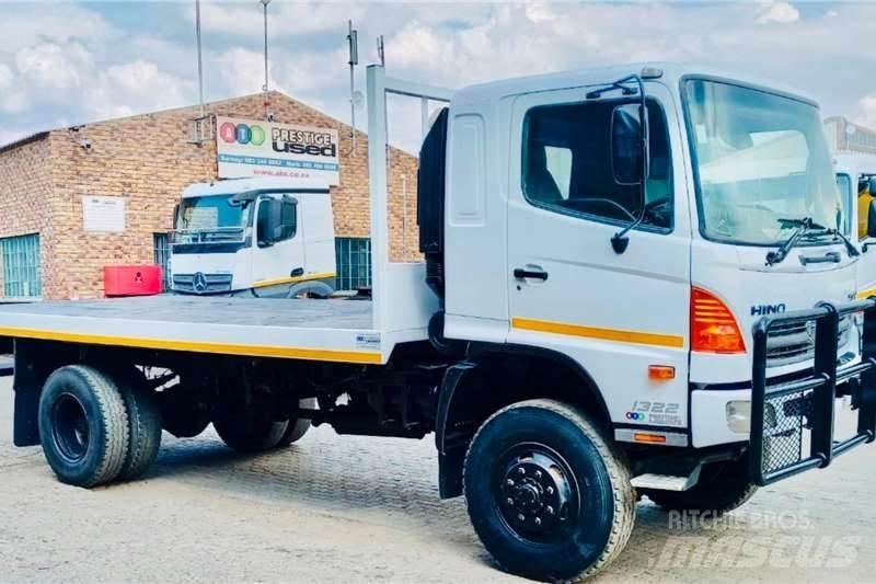 Hino 500 1322 4x4 Други