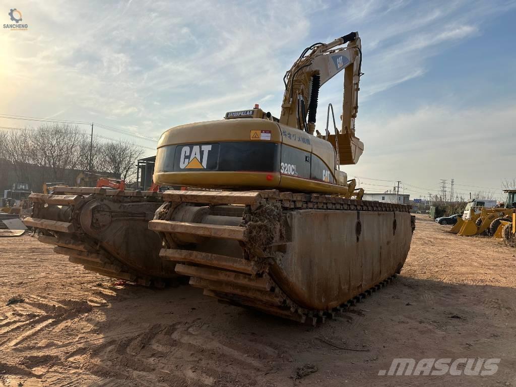 CAT 320CL Багери амфибии