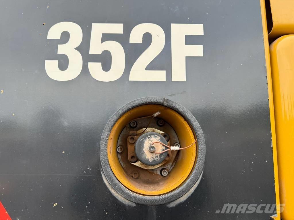 CAT 352 F Верижен екскаватор