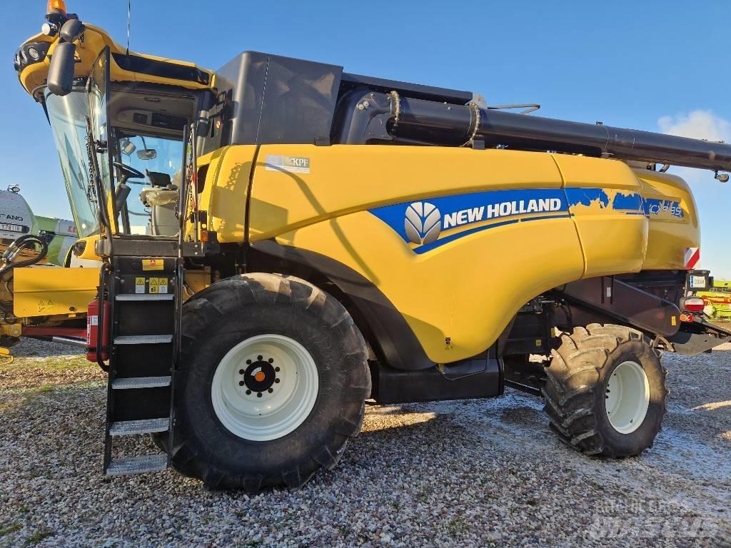 New Holland CX 8.85 Комбайни