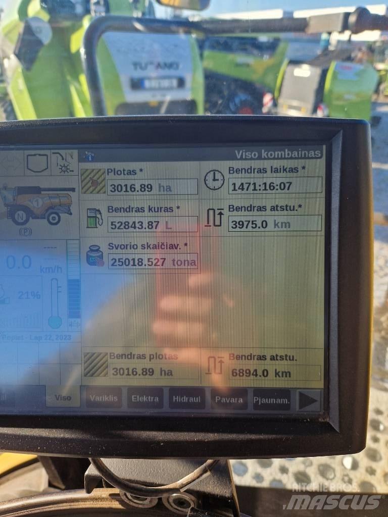 New Holland CX 8.85 Комбайни