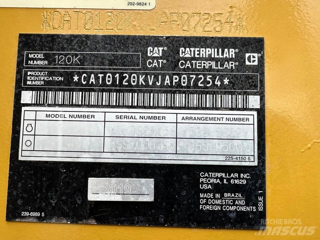 CAT 120K Грейдери