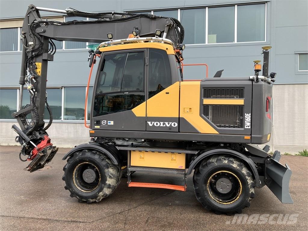 Volvo EW 160 E Колесни екскаватори