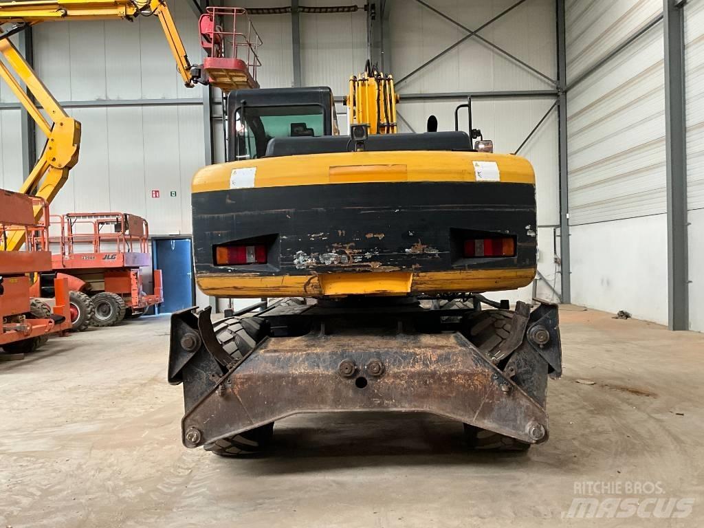 JCB JS 145 W Колесни екскаватори