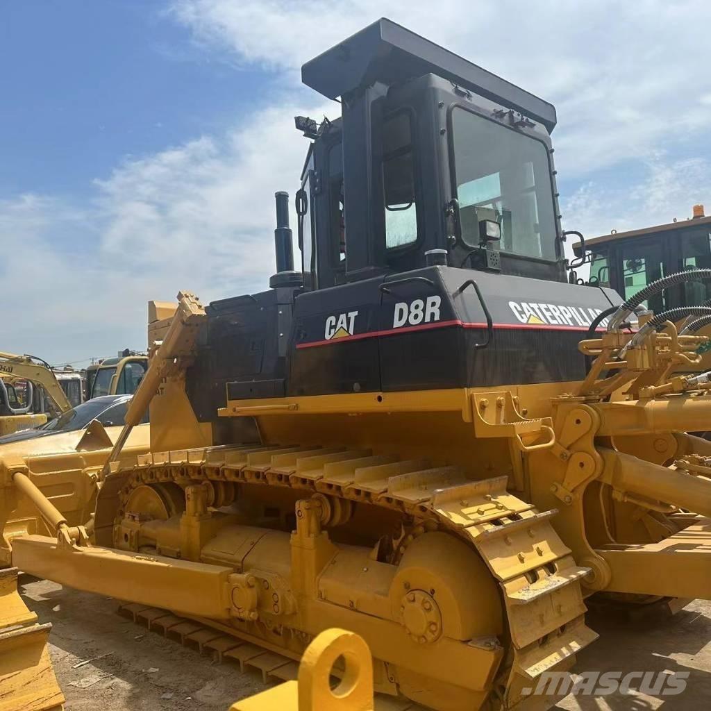 CAT D 8 R Верижни булдозери
