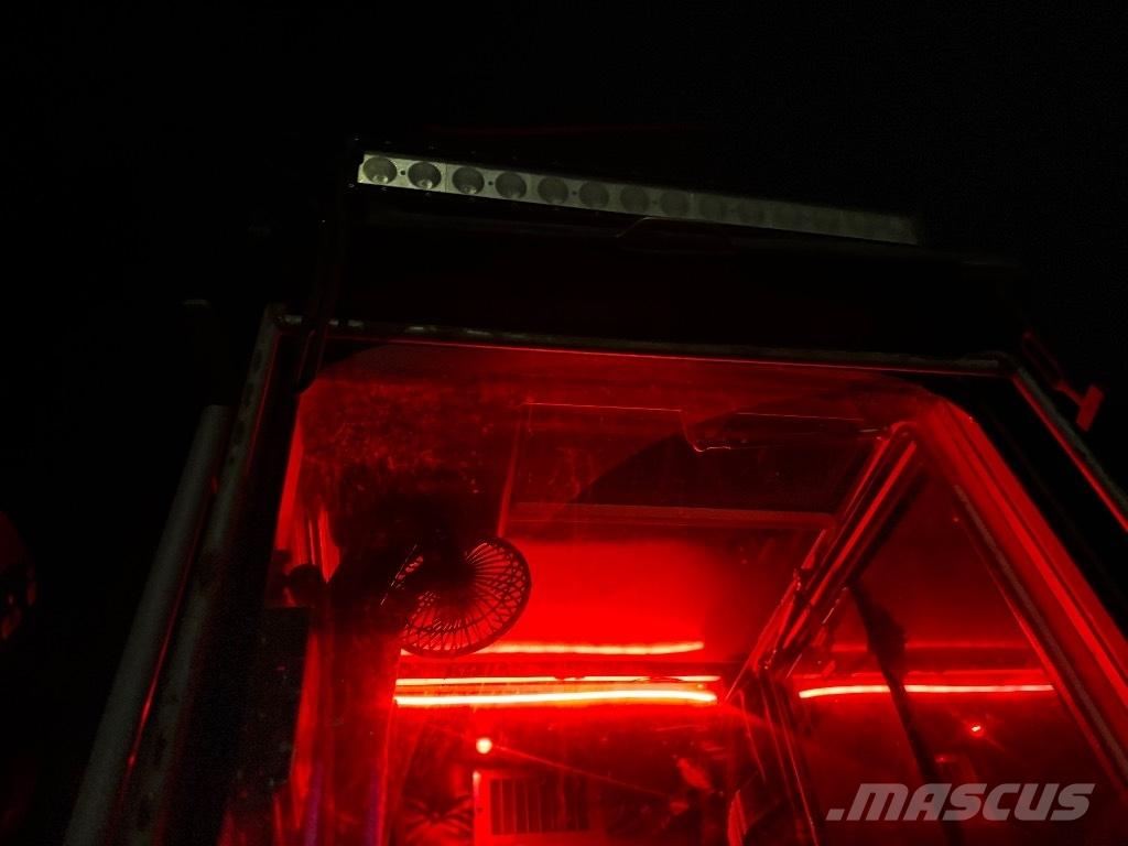 Scania R580B6X4HB За превоз на дървени трупи