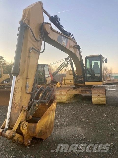 CAT 320 D Верижен екскаватор