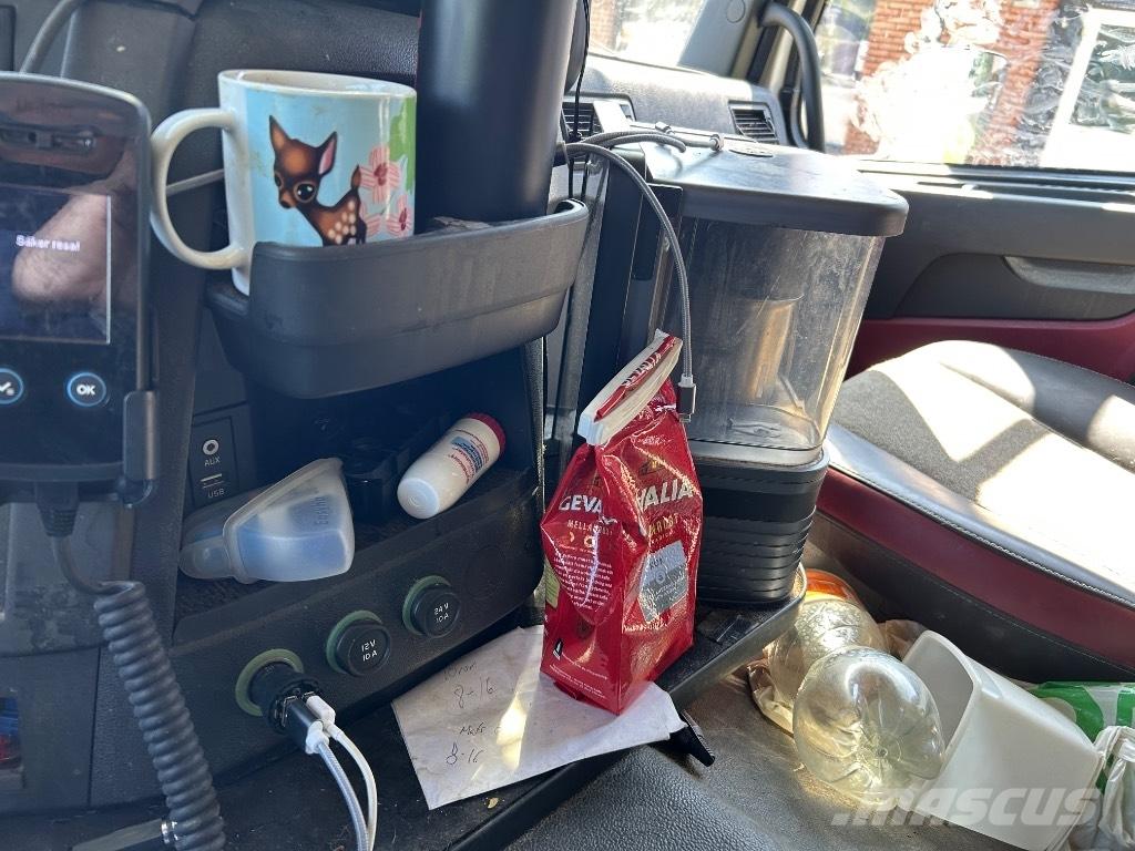 Volvo FMX 510 Камиони с кран с кука