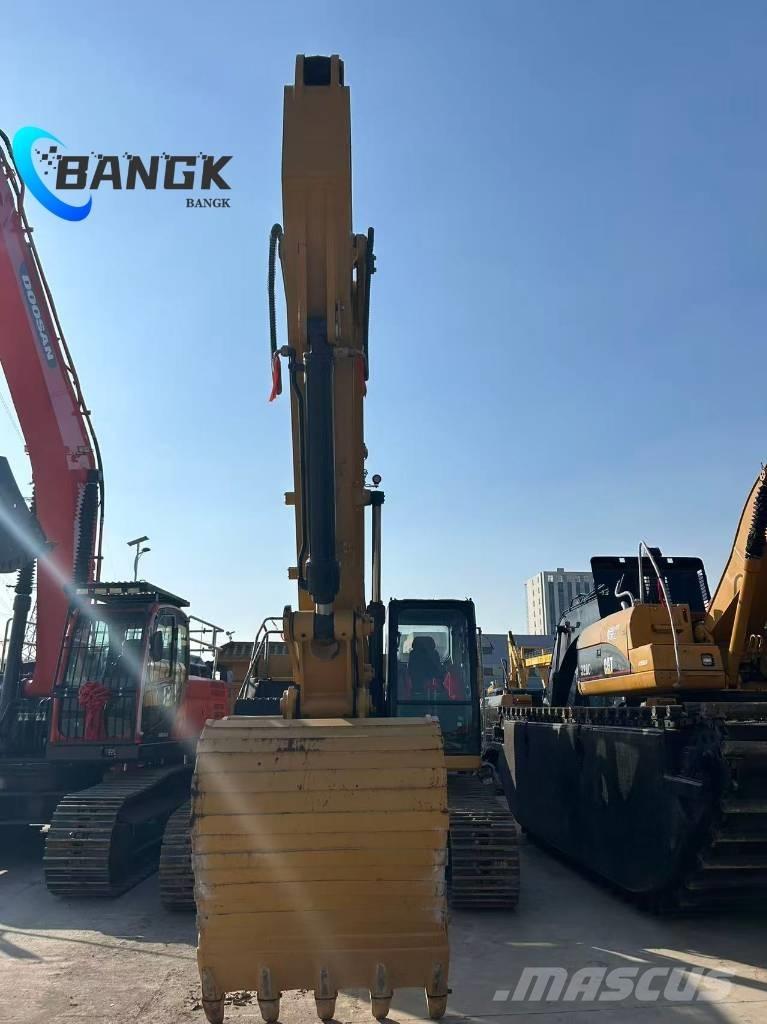 CAT 320D Верижен екскаватор