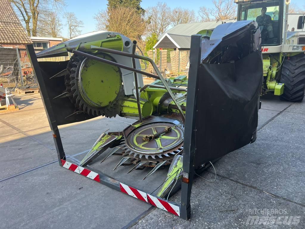 CLAAS RU 450 Xtra Самоходни фуражири