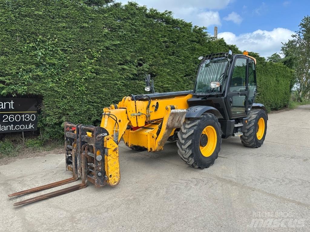 JCB 540-140 Телескопични товарачи