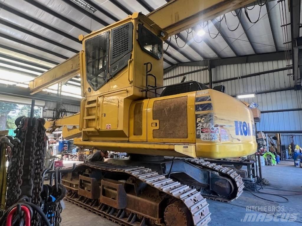 Komatsu PC210LL-10 Товарачи с наклонена стрела
