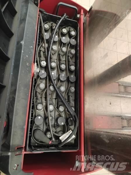 Manitou ES412 AC Самоходни товарачи