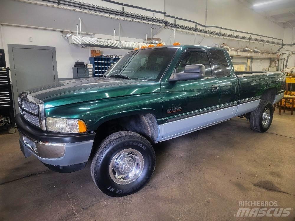 Dodge 2500 SLT Други