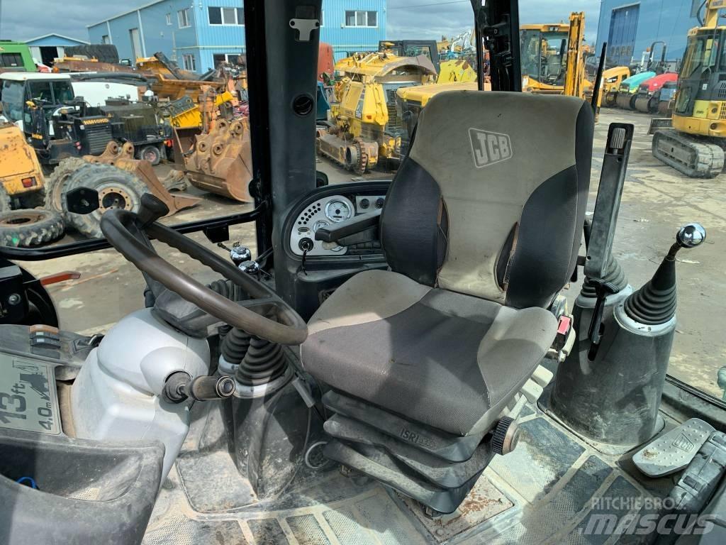 JCB 3 CX Super Товарач със заден ексватор