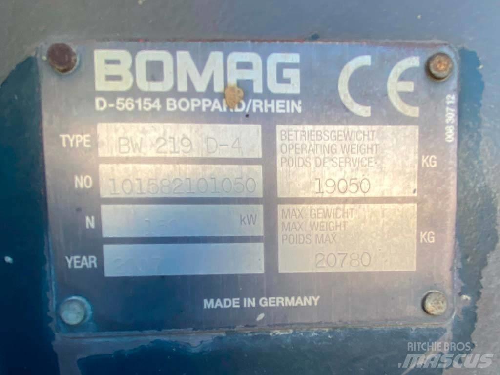 Bomag BW 219 D-4 Еднобарабанни ролки
