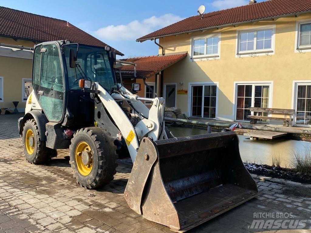 Komatsu WA 70-7 Колесни товарачи