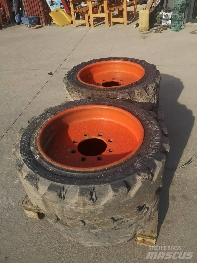 Trelleborg 31x10-20 Гуми