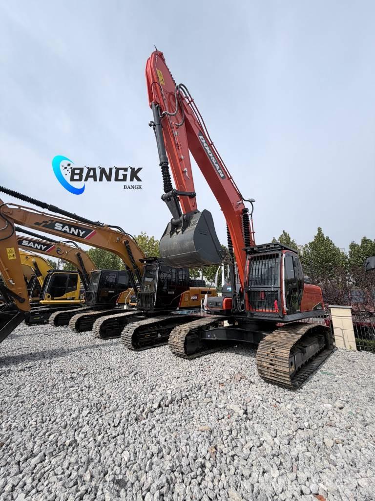 Doosan DX 300 LC Верижен екскаватор