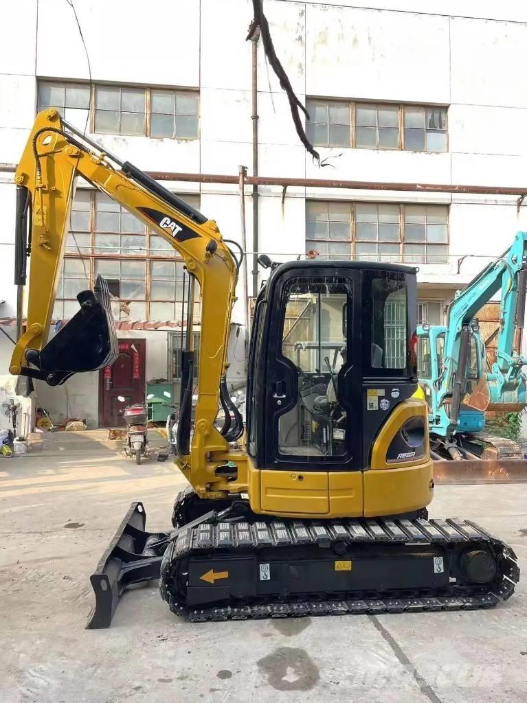 CAT 303.5 C CR Мини екскаватори < 7 т