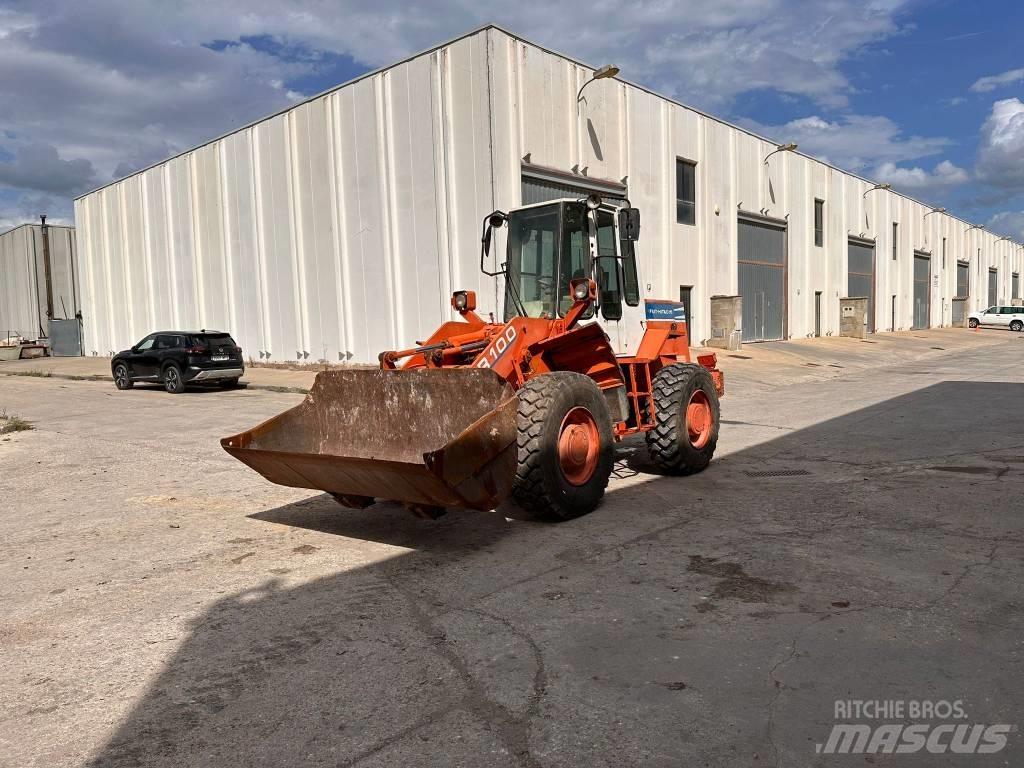 Fiat-Hitachi FR 100 Колесни товарачи