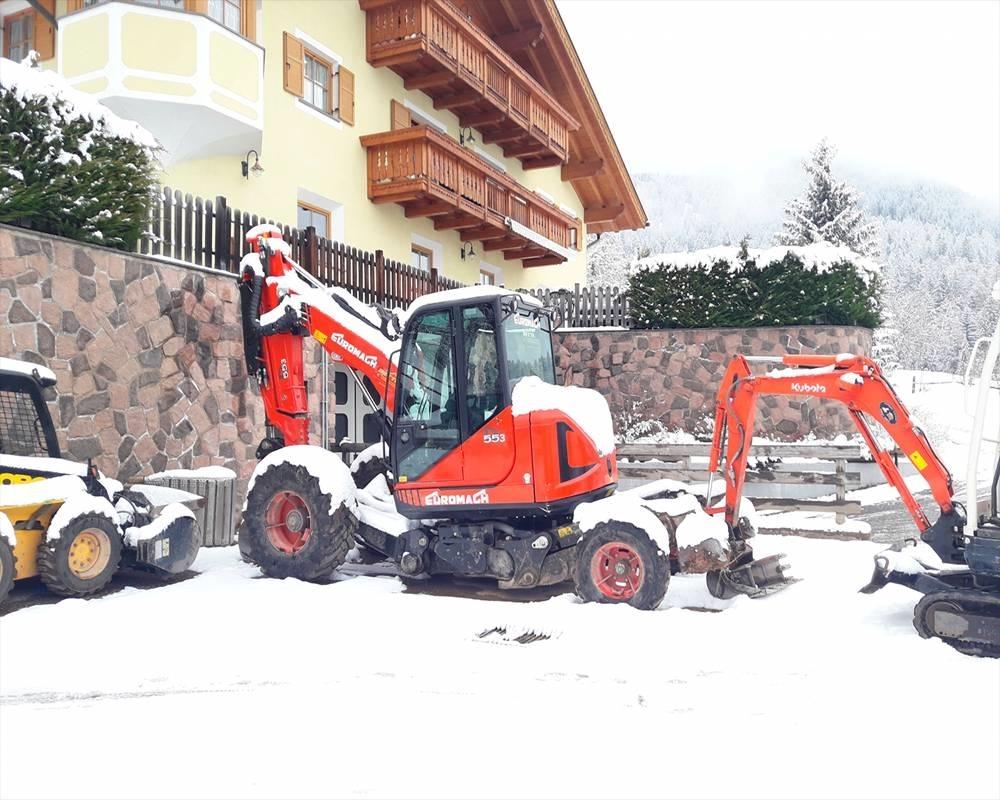 Euromach R555H Багери амфибии