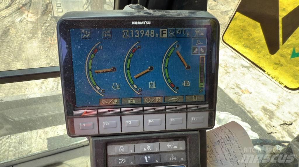 Komatsu PW 148-8 Колесни екскаватори