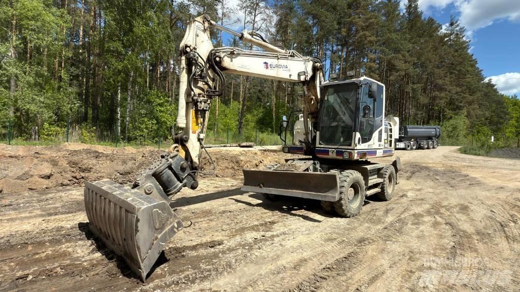 Komatsu PW 148-8 Колесни екскаватори