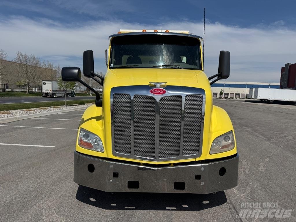 Peterbilt 579 Самосвал