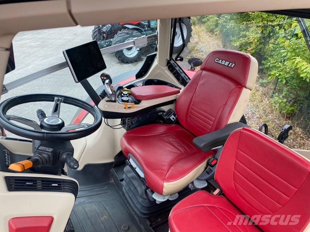 Case IH OPTUM 300 Трактори
