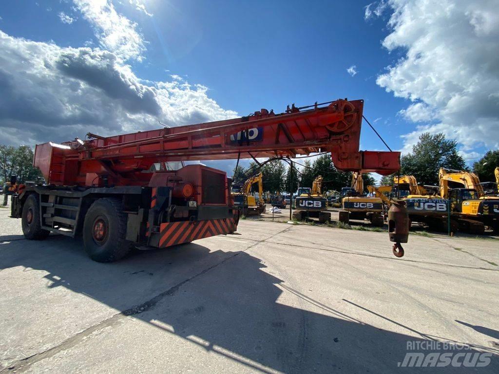 Kato KR 500 Кранове за тежък терен