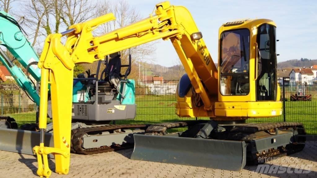 Komatsu PC 75 UU-3 Средни екскаватори 7т - 12т