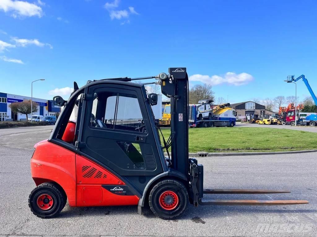 Linde H30T-02 Камиони с АГУ